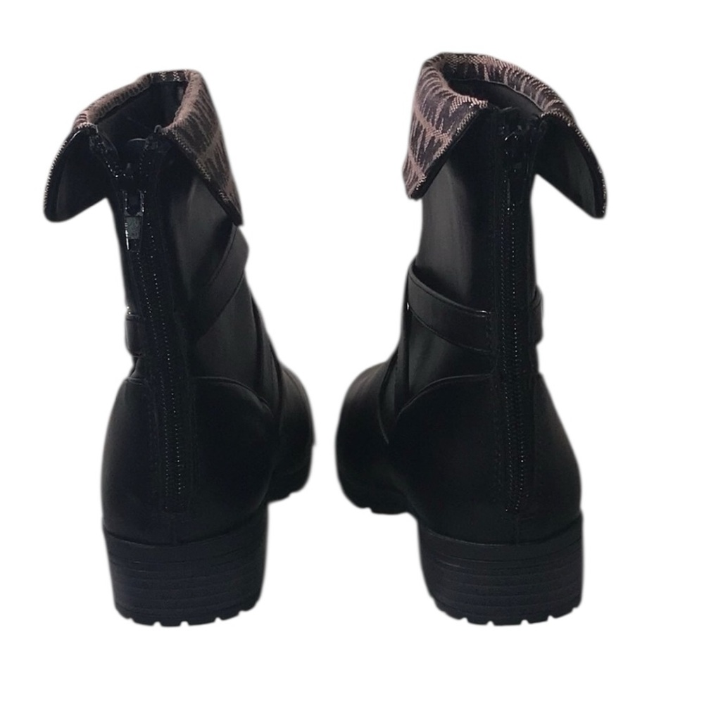 NWOB -Michael Kors Neevela boots. Size 4 - Picture 4 of 7